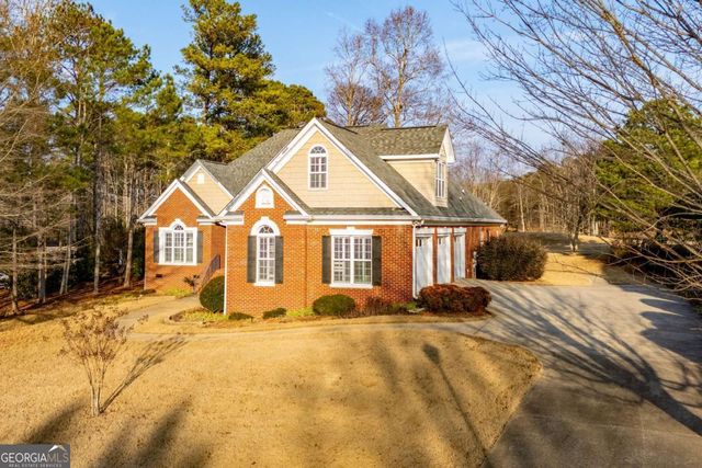 126 Pinehurst Way, Carrollton, GA 30116