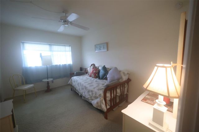 601 Pine Drive 207, Pompano Beach, FL 33060