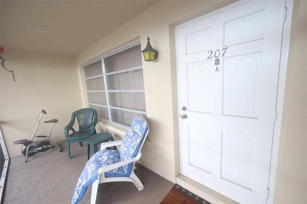 601 Pine Drive 207, Pompano Beach, FL 33060