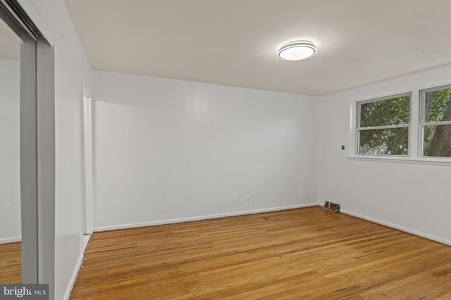 1203 FENWICK PL, Philadelphia, PA 19115