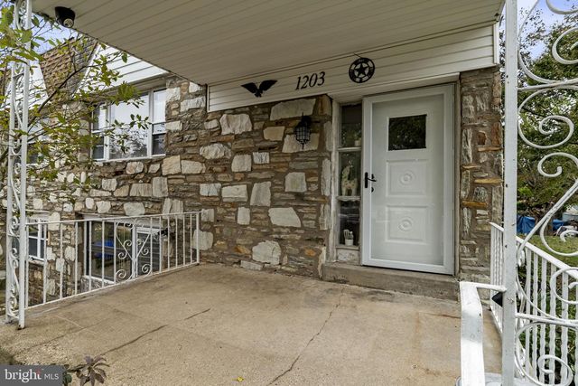 1203 FENWICK PL, Philadelphia, PA 19115