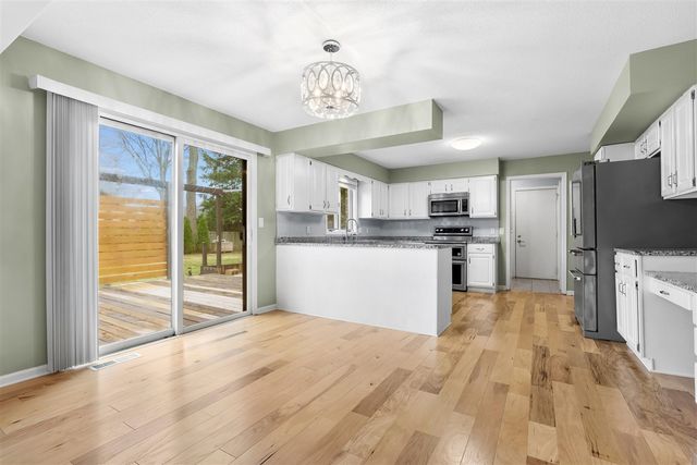 1448 Mulberry Lane, Saint Joseph, MI 49085