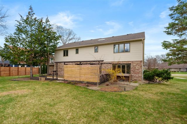 1448 Mulberry Lane, Saint Joseph, MI 49085