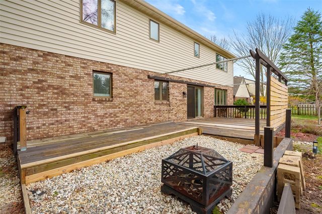 1448 Mulberry Lane, Saint Joseph, MI 49085