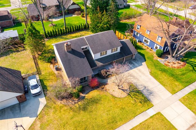 1448 Mulberry Lane, Saint Joseph, MI 49085