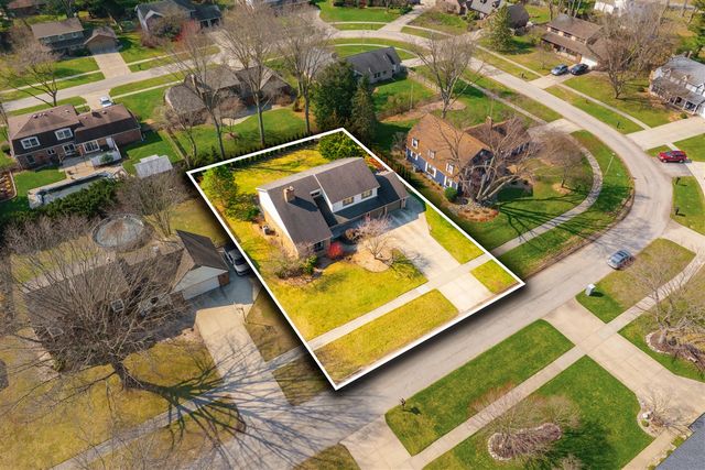 1448 Mulberry Lane, Saint Joseph, MI 49085