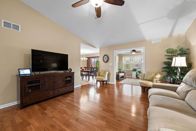 11628 Upper Peninsula Lane, St. John, IN 46373