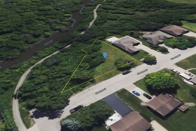 575 N Chestnut Street, Addison, IL 60101