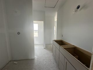8305 Eagle Peak Drive, Jenison, MI 49428