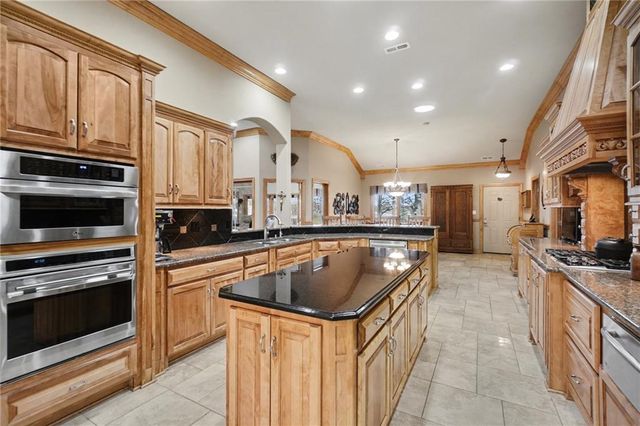 19845 S Ridgely Road, Edgerton, MO 64444
