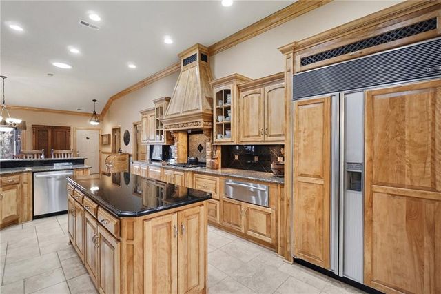 19845 S Ridgely Road, Edgerton, MO 64444