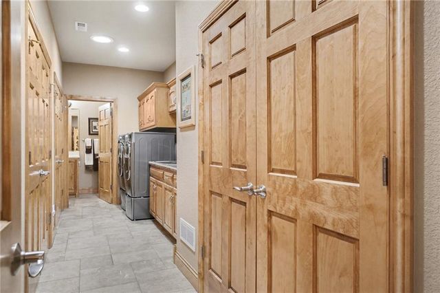 19845 S Ridgely Road, Edgerton, MO 64444