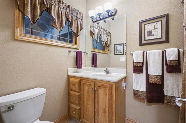 19845 S Ridgely Road, Edgerton, MO 64444