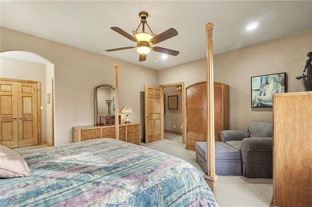 19845 S Ridgely Road, Edgerton, MO 64444