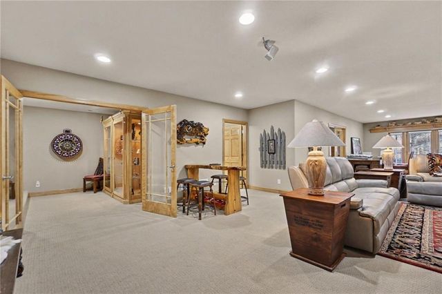 19845 S Ridgely Road, Edgerton, MO 64444