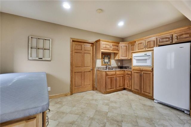 19845 S Ridgely Road, Edgerton, MO 64444