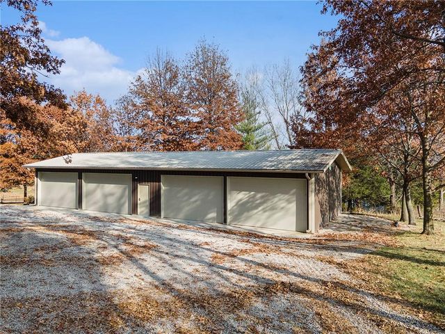 19845 S Ridgely Road, Edgerton, MO 64444