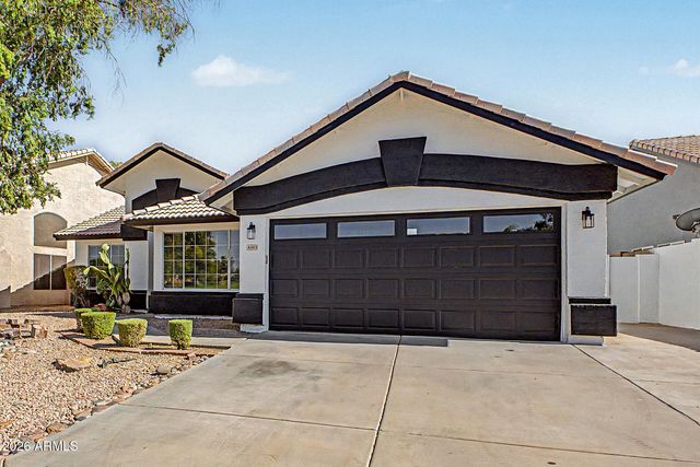 4883 W MORELOS Street, Chandler, AZ 85226