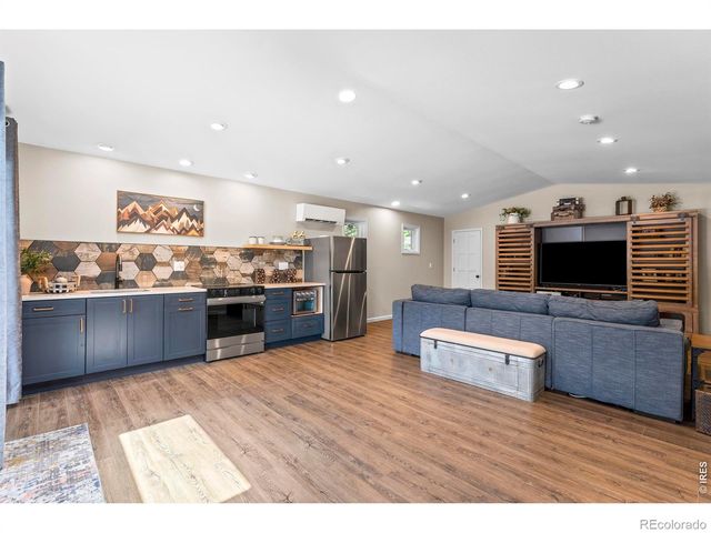 1331 Bellaire Street, Broomfield, CO 80020
