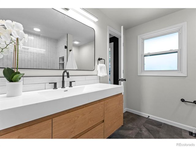 1331 Bellaire Street, Broomfield, CO 80020