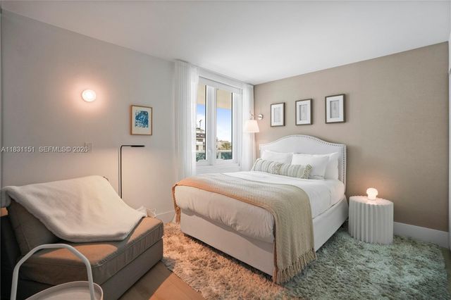 2301 Collins Avenue 407, Miami Beach, FL 33139