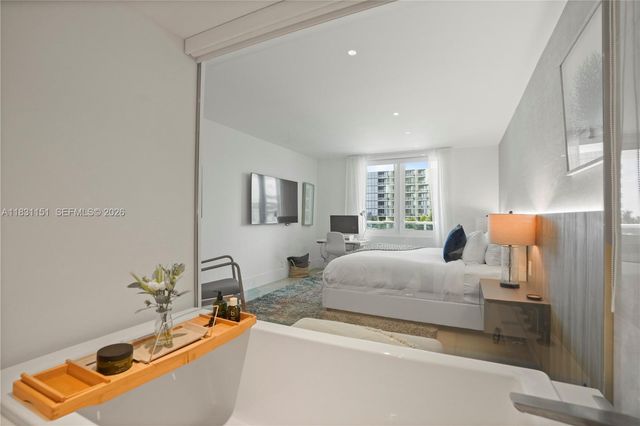 2301 Collins Avenue 407, Miami Beach, FL 33139
