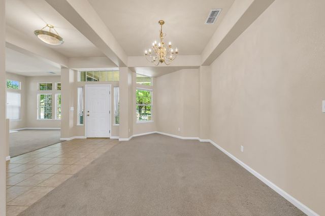 9282 Monmouth Ct, Elk Grove, CA 95758