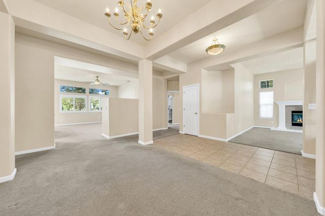 9282 Monmouth Ct, Elk Grove, CA 95758