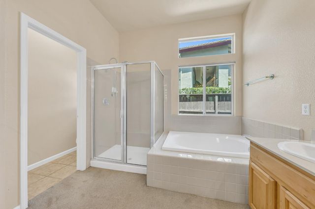 9282 Monmouth Ct, Elk Grove, CA 95758