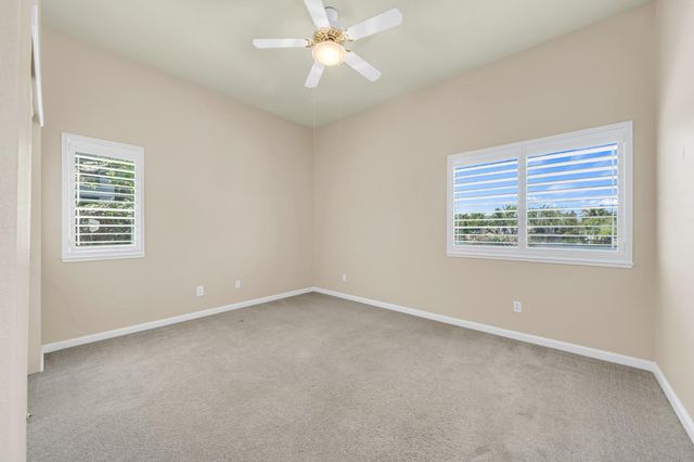 9282 Monmouth Ct, Elk Grove, CA 95758