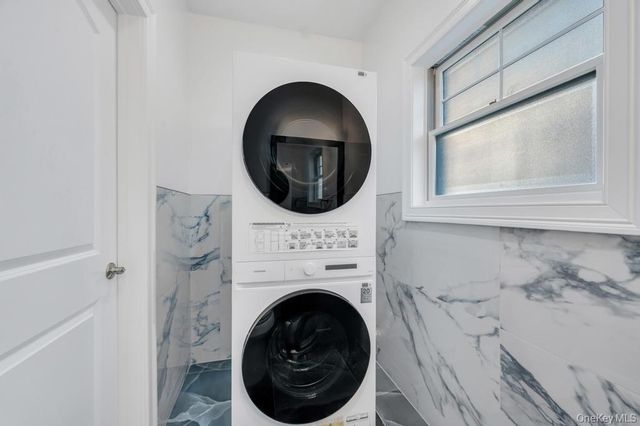 143 Emerson Avenue, Floral Park, NY 11001