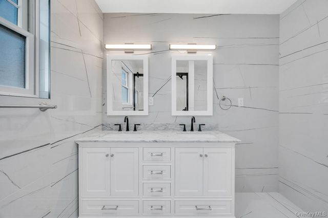 143 Emerson Avenue, Floral Park, NY 11001