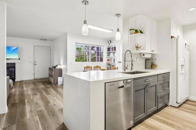 5070 Via Manos B, Oceanside, CA 92057