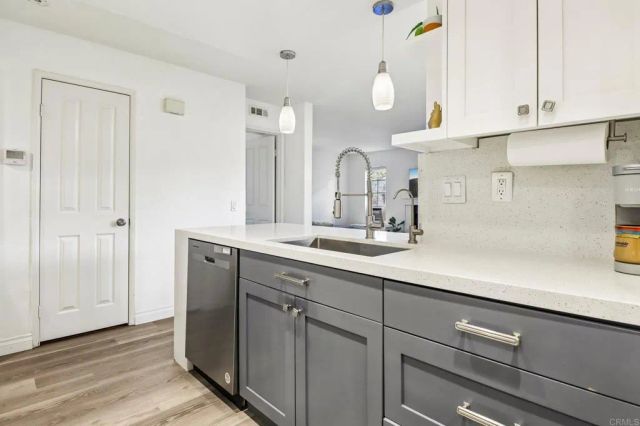 5070 Via Manos B, Oceanside, CA 92057