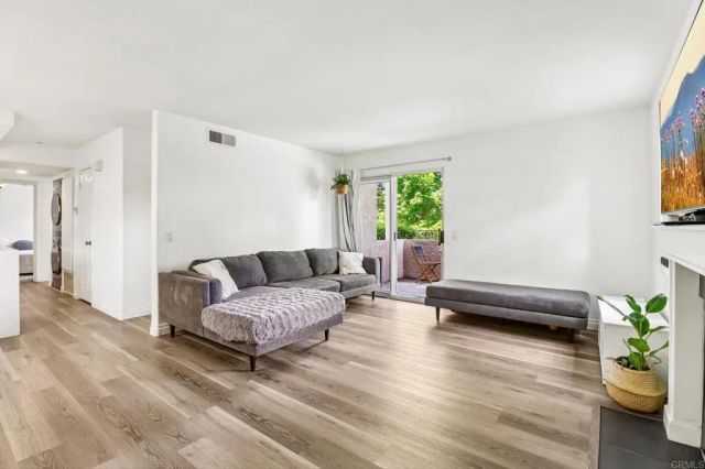 5070 Via Manos B, Oceanside, CA 92057