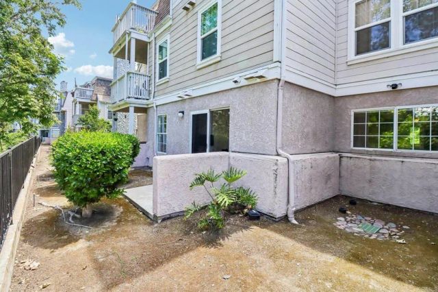 5070 Via Manos B, Oceanside, CA 92057