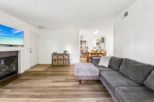 5070 Via Manos B, Oceanside, CA 92057