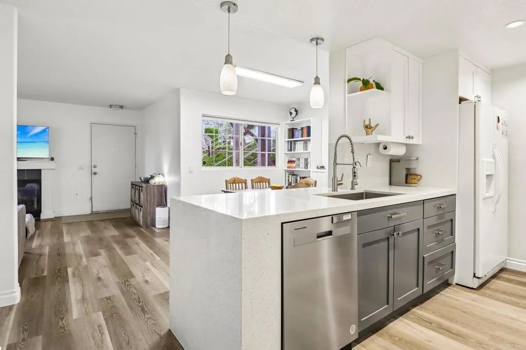 5070 Via Manos B, Oceanside, CA 92057