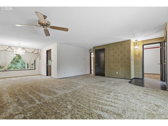 10805 Ne 183RD St, Battle Ground, WA 98604