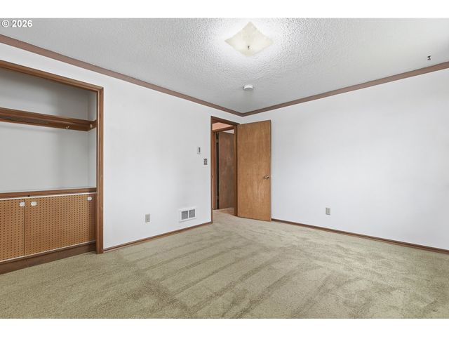 10805 Ne 183RD St, Battle Ground, WA 98604