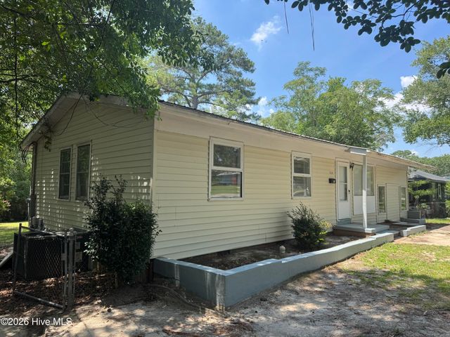 1114 Oak Avenue, Rockingham, NC 28379