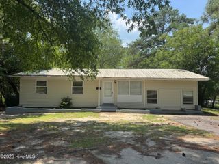 1114 Oak Avenue, Rockingham, NC 28379