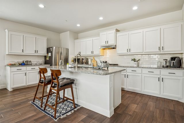 6832 Henry Drive, North Richland Hills, TX 76180