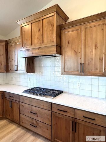 3794 E 180 N, Rigby, ID 83442
