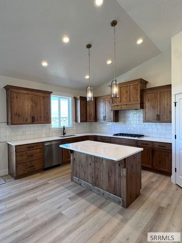 3794 E 180 N, Rigby, ID 83442