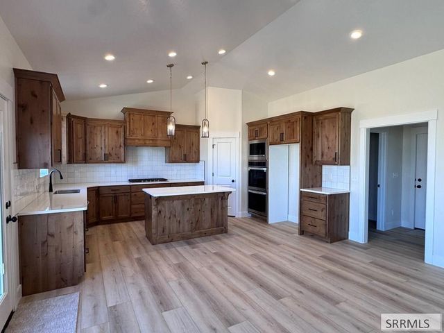 3794 E 180 N, Rigby, ID 83442