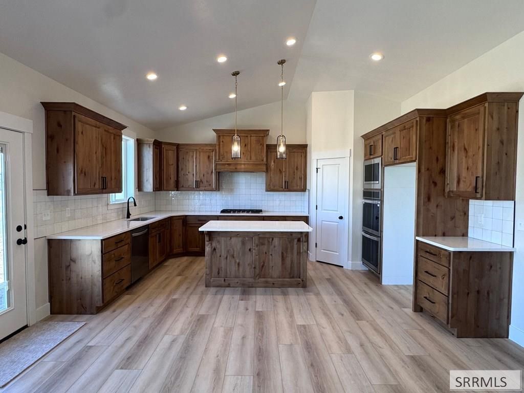 Image 7 of property listing at 3794 E 180 N, Rigby, ID 83442