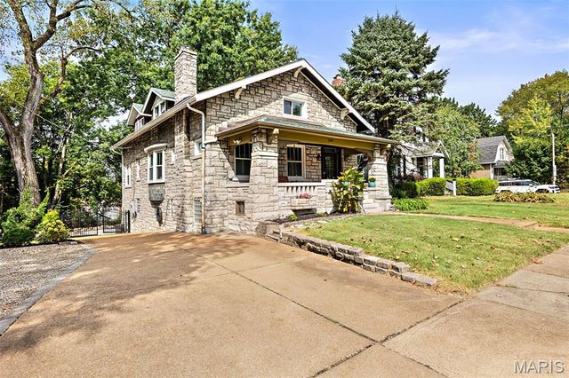 1507 McCausland Avenue, St Louis, MO 63117