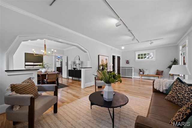 1507 McCausland Avenue, St Louis, MO 63117