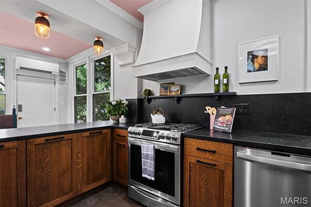 1507 McCausland Avenue, St Louis, MO 63117